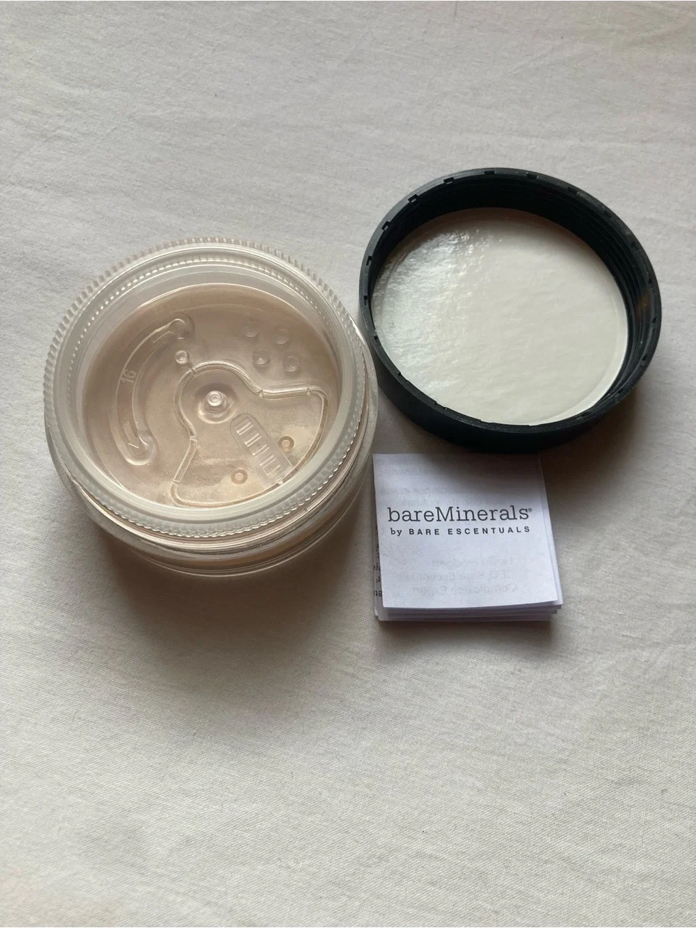 bareMinerals Illuminating Mineral Veil Full Sized and Sealed